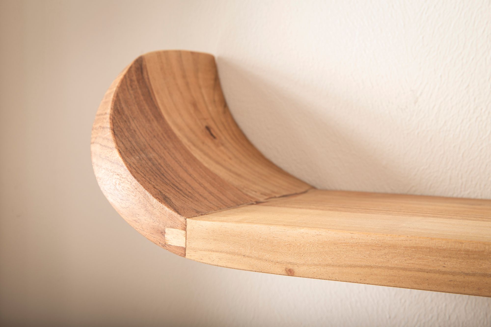 Wandregal Mango Massivholz 120cm Hängeregal mit geschwungenen Enden – Bild 5