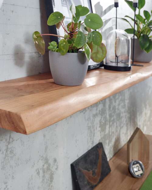 Wandregal mit Baumkante Akazie Massivholz 140 cm Design Schweberegal Wandboard Massiv Regal – Bild 6